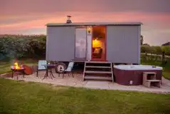 Big Cwtch shepherd's hut at sunset