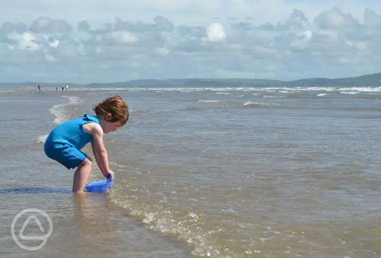 Cefn Sidan beach