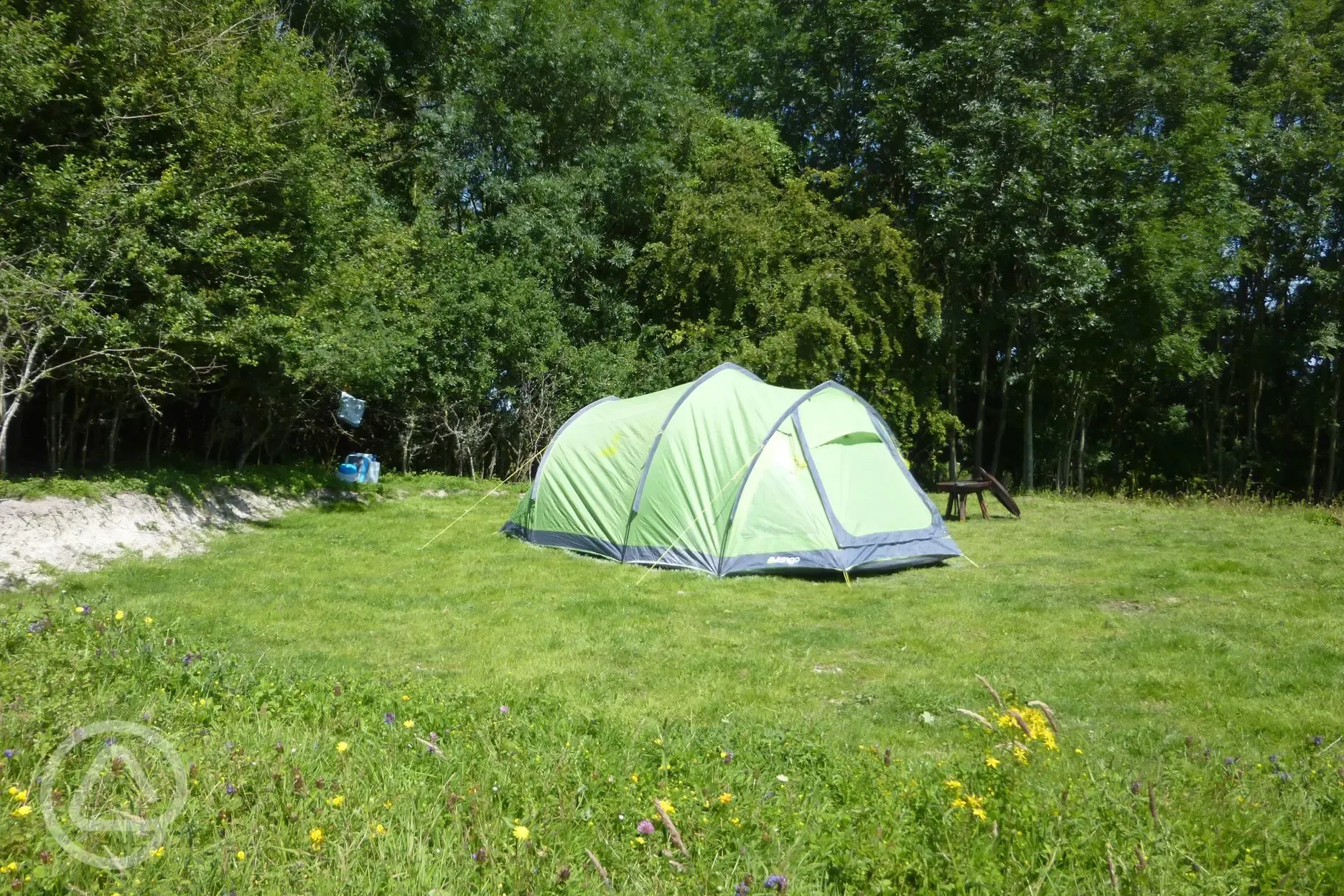 Non electric wild camping pitches - Hawthorn 