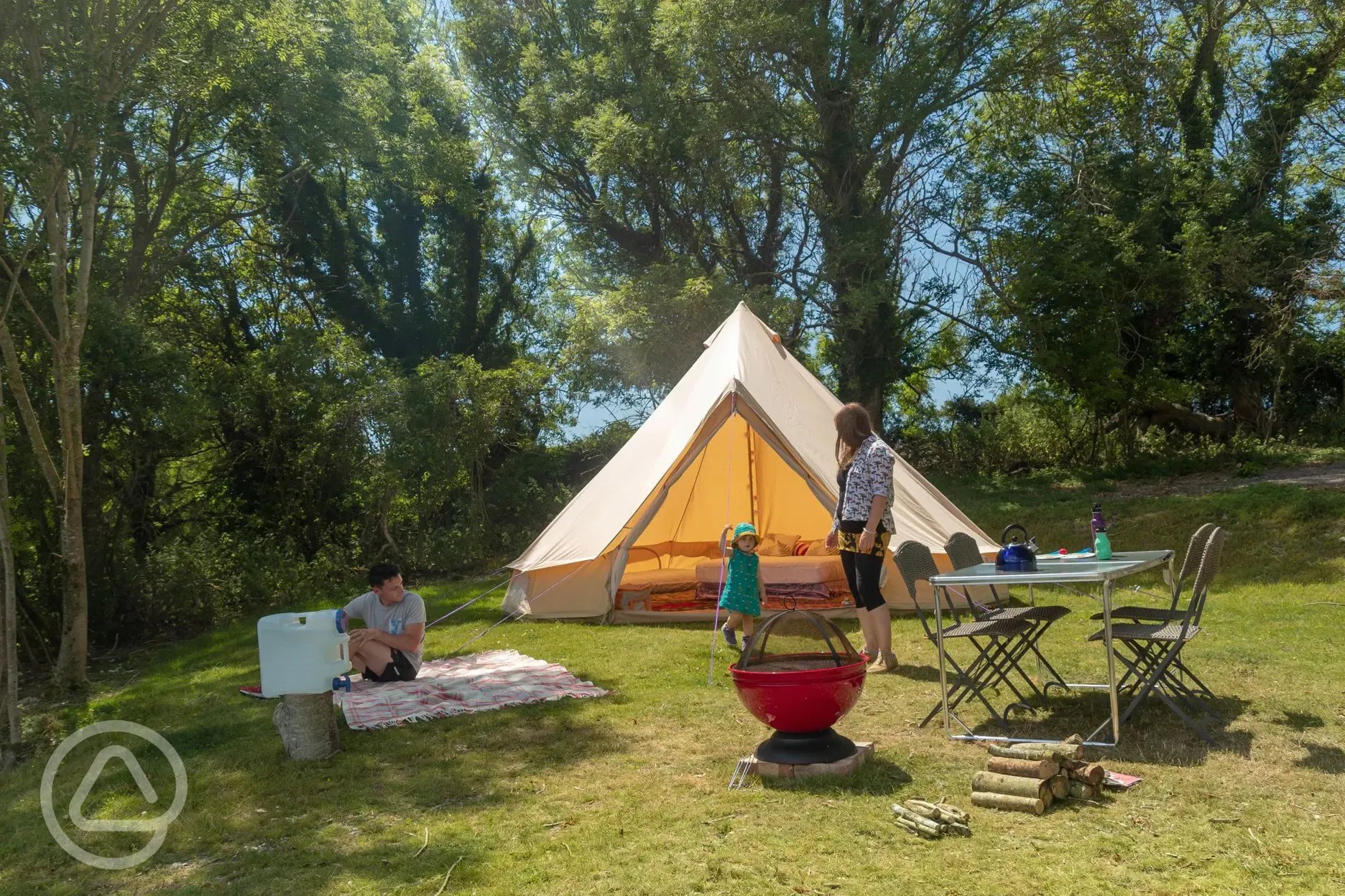 Forget-me-not bell tent