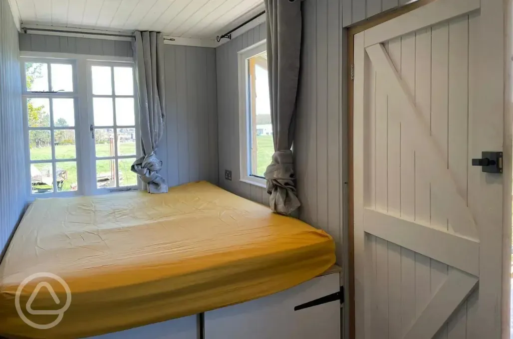 Meadow lodge king sized bed