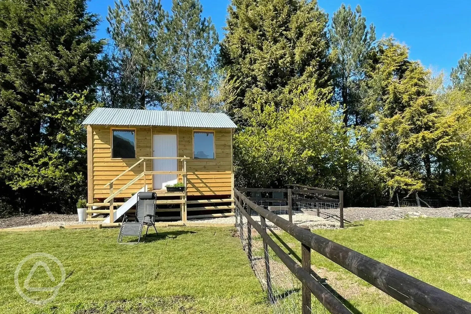 Meadow Lodge glamping cabin