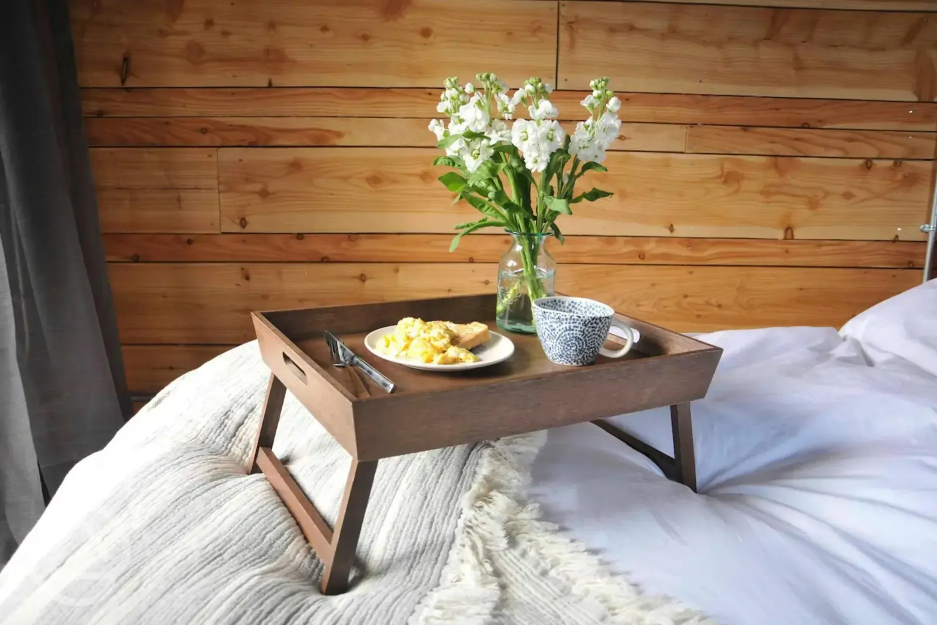Cabin breakfast in bed