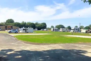Hardstanding pitches at Beechwood Caravan Park York
