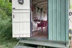 Meadow shepherd's hut 