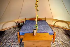 Bell tent double bed Bell tent double bed