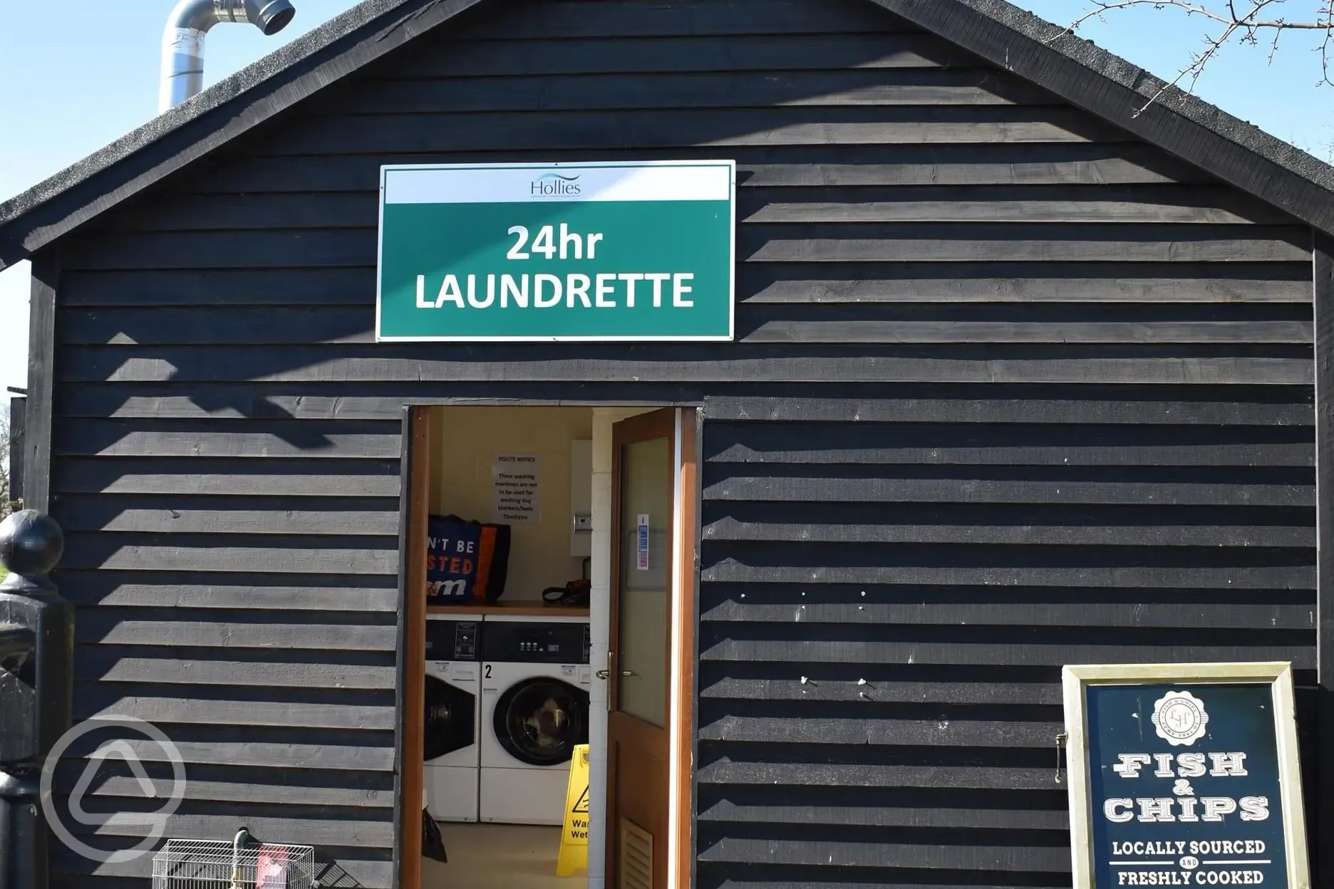24 hour laundrette