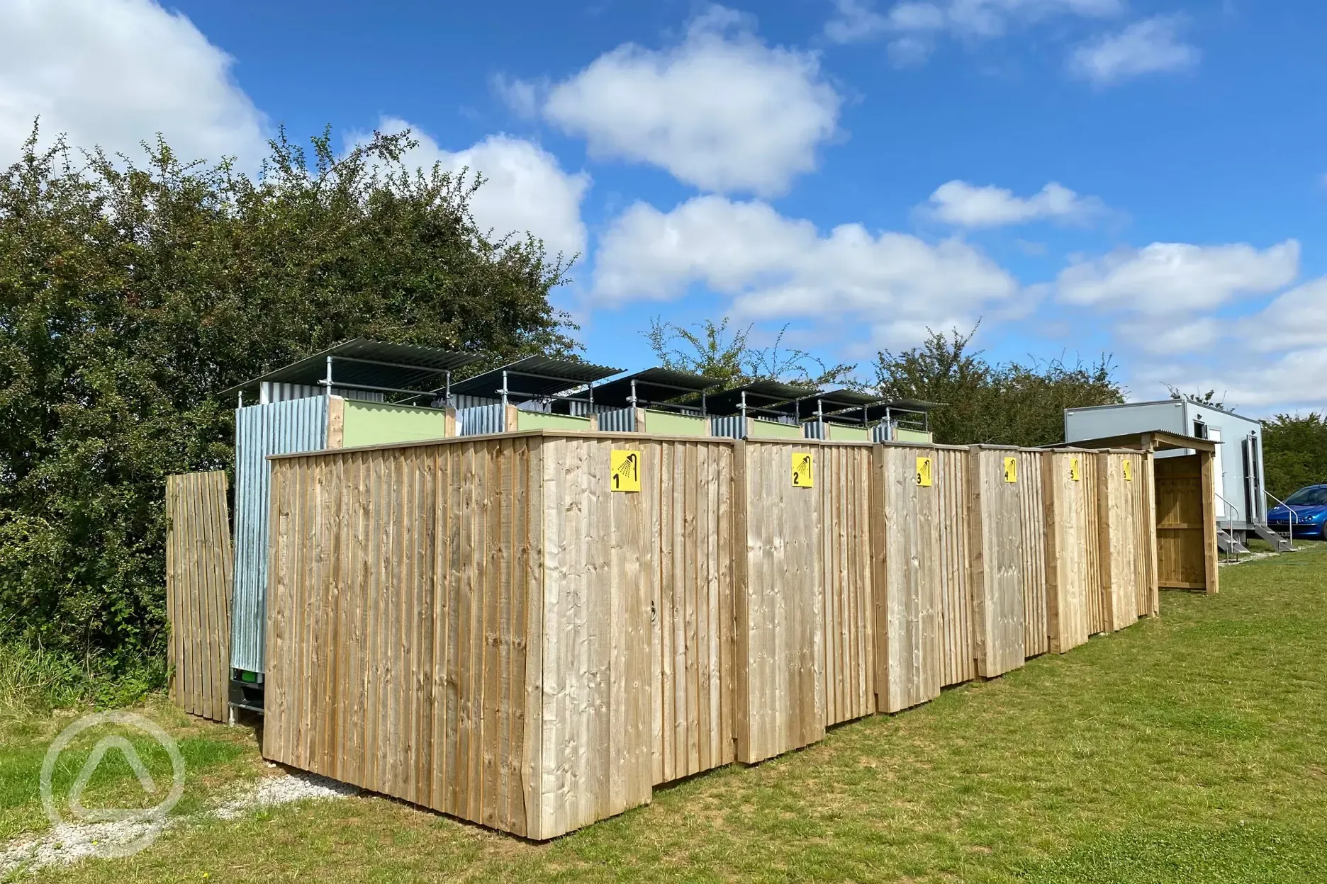 Off-grid shower facilities