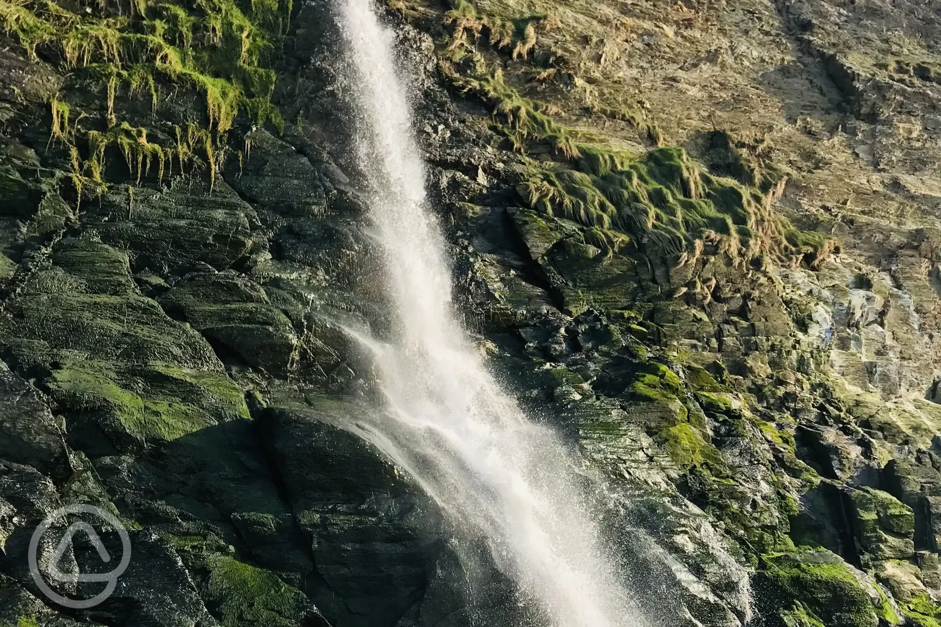 Local hidden waterfall