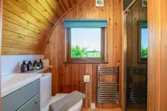 Ensuite bathroom with heated a towel rail Ensuite bathroom with heated a towel rail