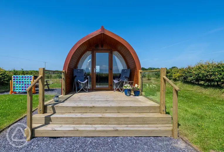 Ensuite glamping pod exterior with private decking