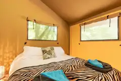 Oak safari tent king sized bed with a heated mattress (bedding included)