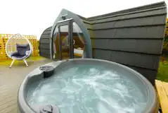 Honeymoon suite pod with hot tub