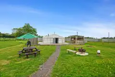 Luxury insulated yurt (sleeps 2-8) outdoor area and fire pit