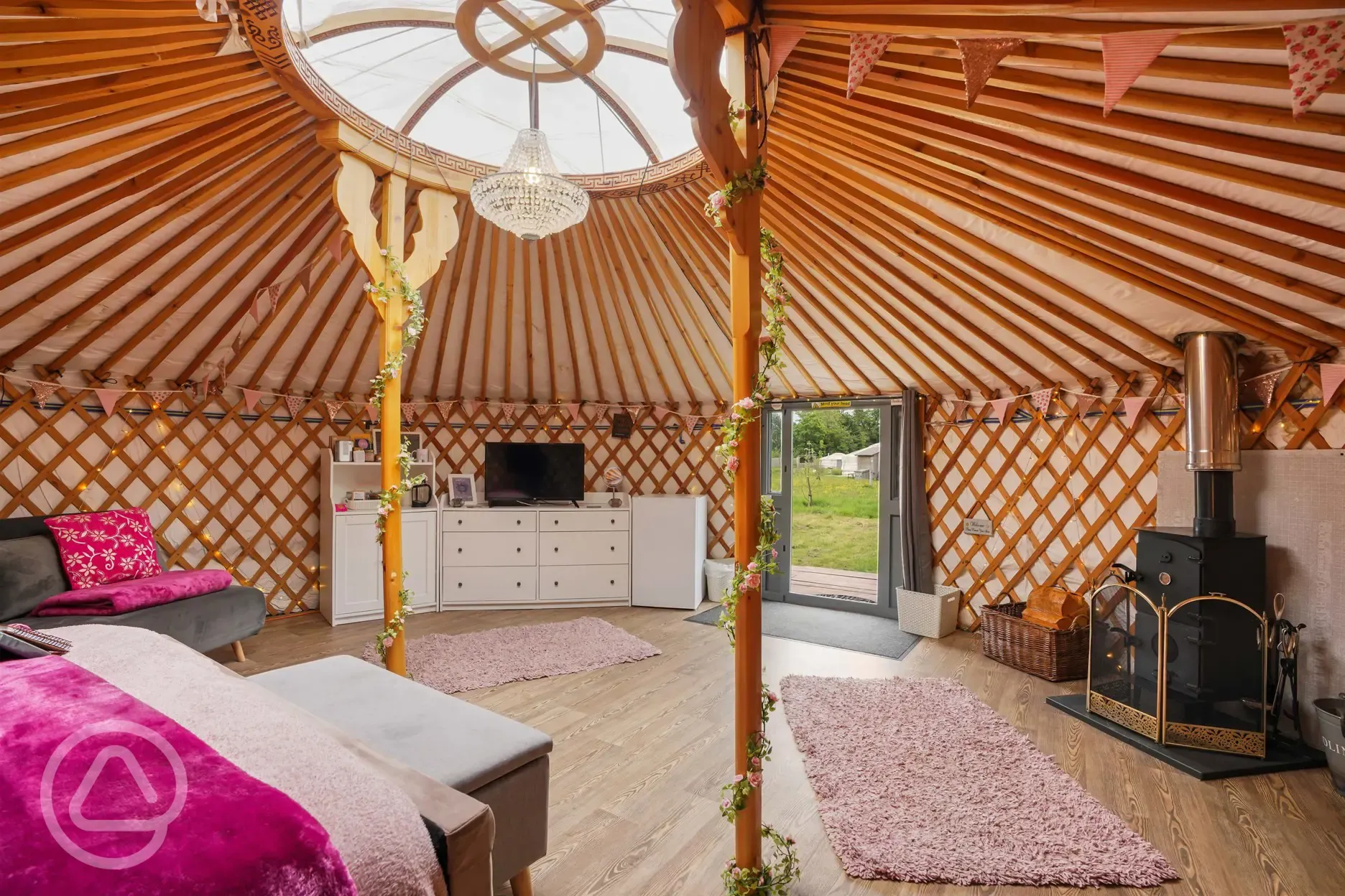 Luxury insulated yurt (sleeps 2-6) interior 