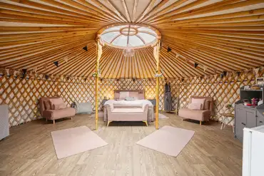 Luxury insulated yurt (sleeps 2-6) interior 