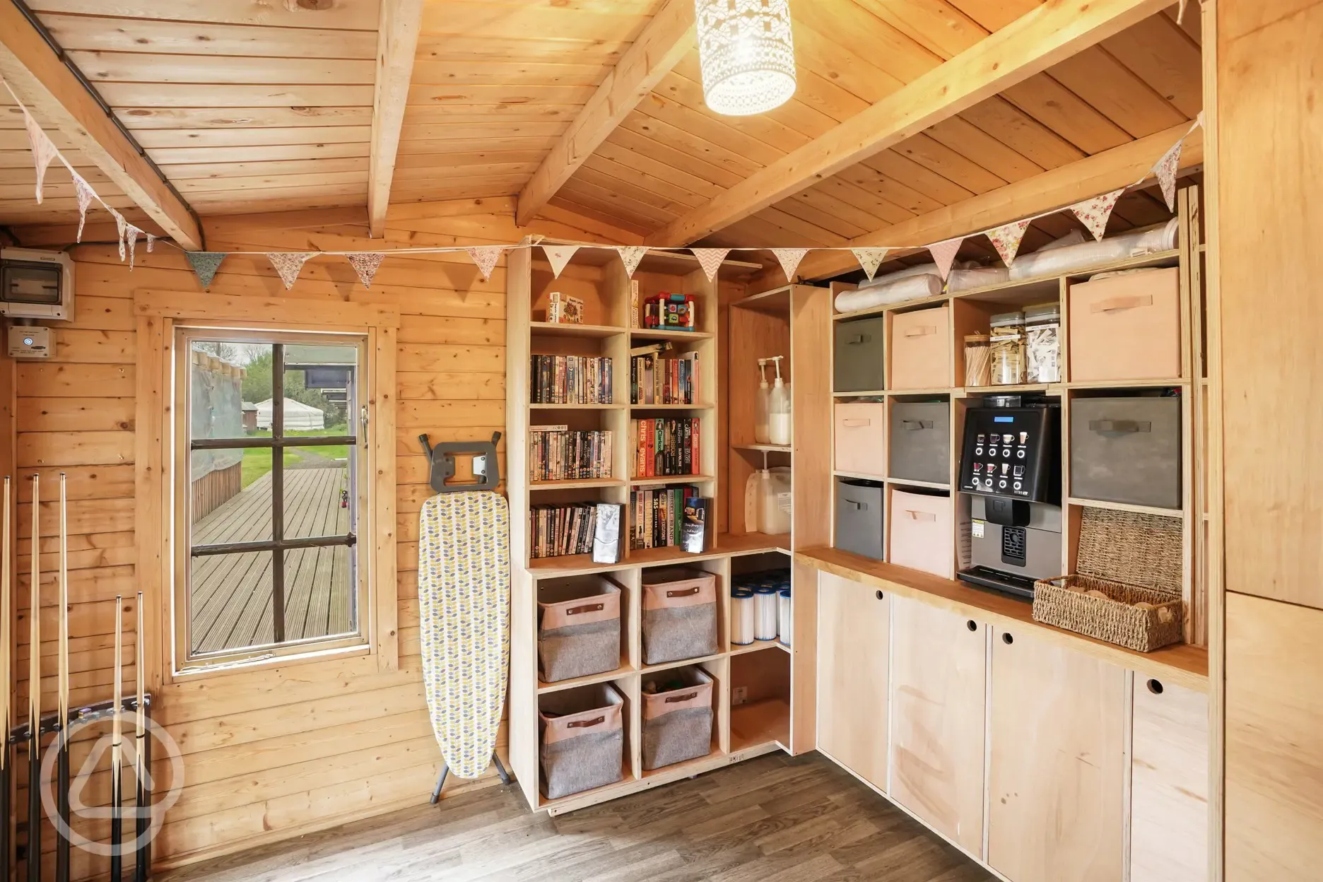 Communal coffee and washing up area 