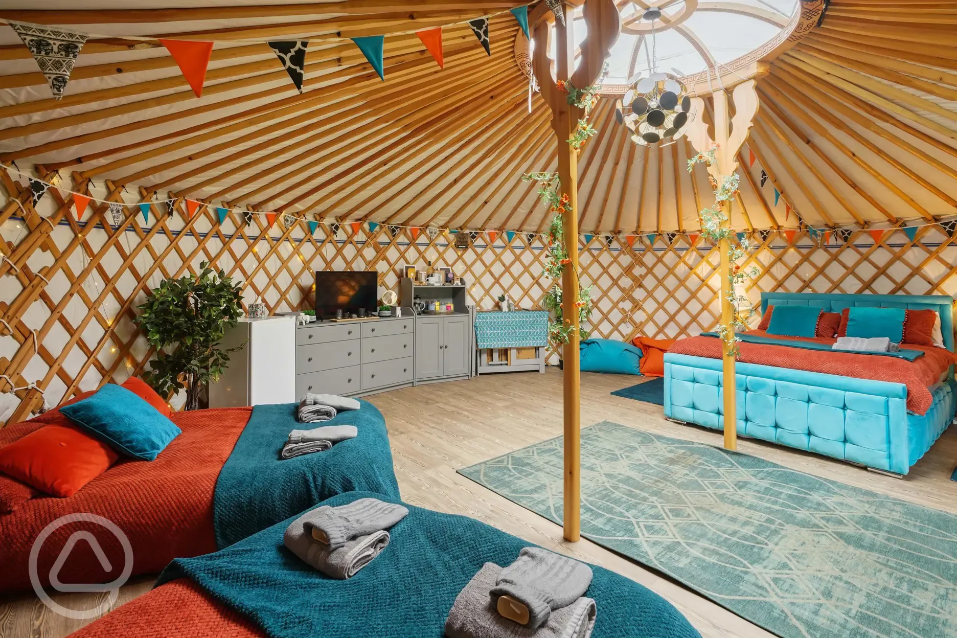 Luxury insulated yurt (sleeps 2-8) interior 