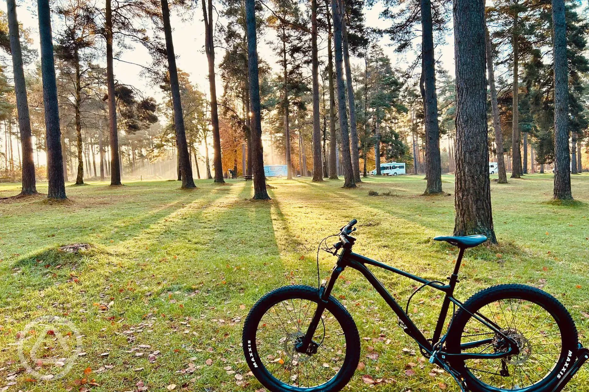 Cycle around the site