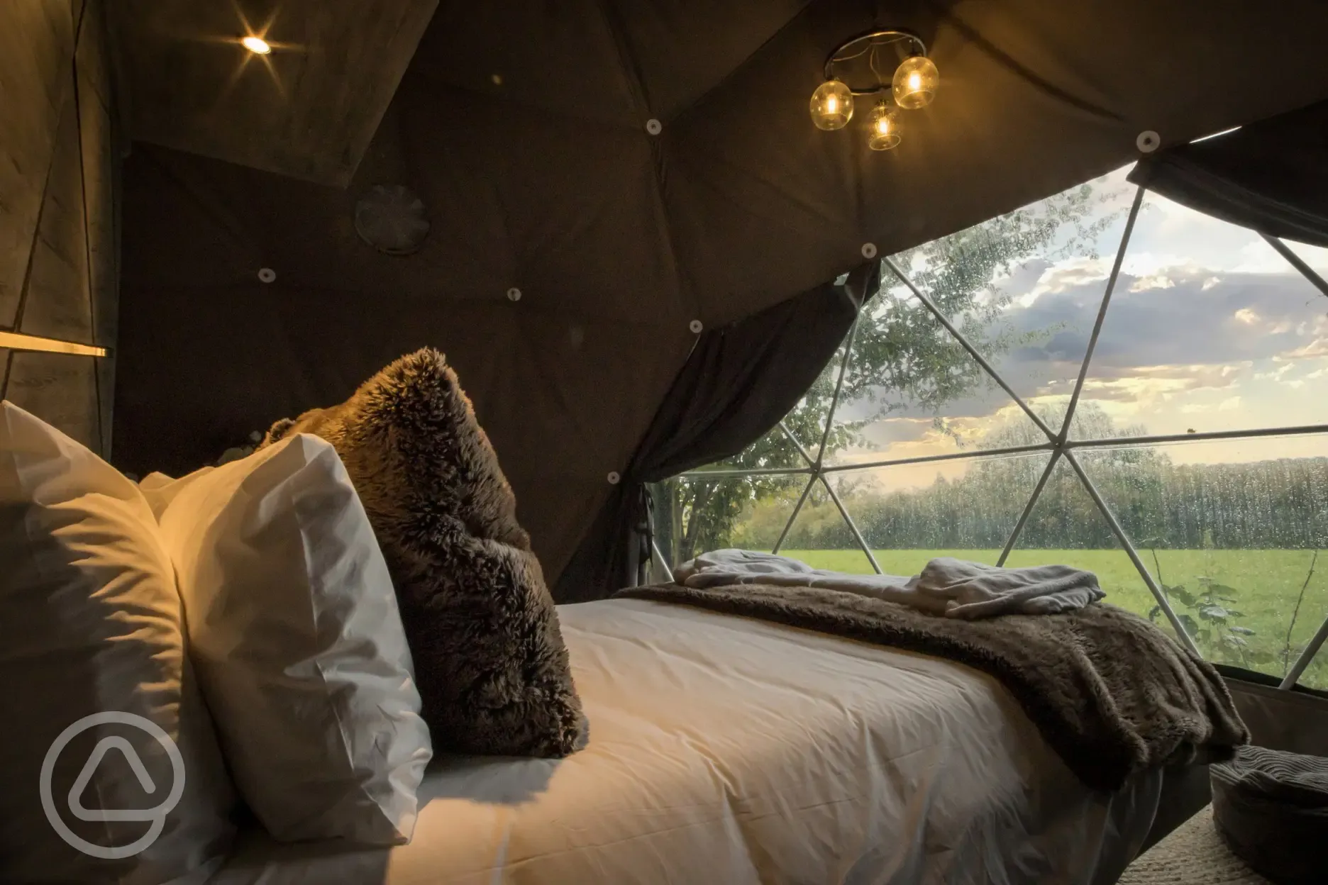 Glamping dome king-sized bed