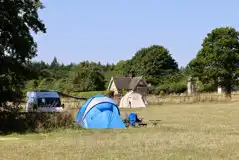 Non electric grass pitches with tents and tourers welcome