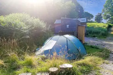 Non electric grass tent pitch