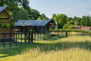 Swallowfields Luxury Glamping Retreat, Castlemorton, Malvern, Worcestershire (4 miles)