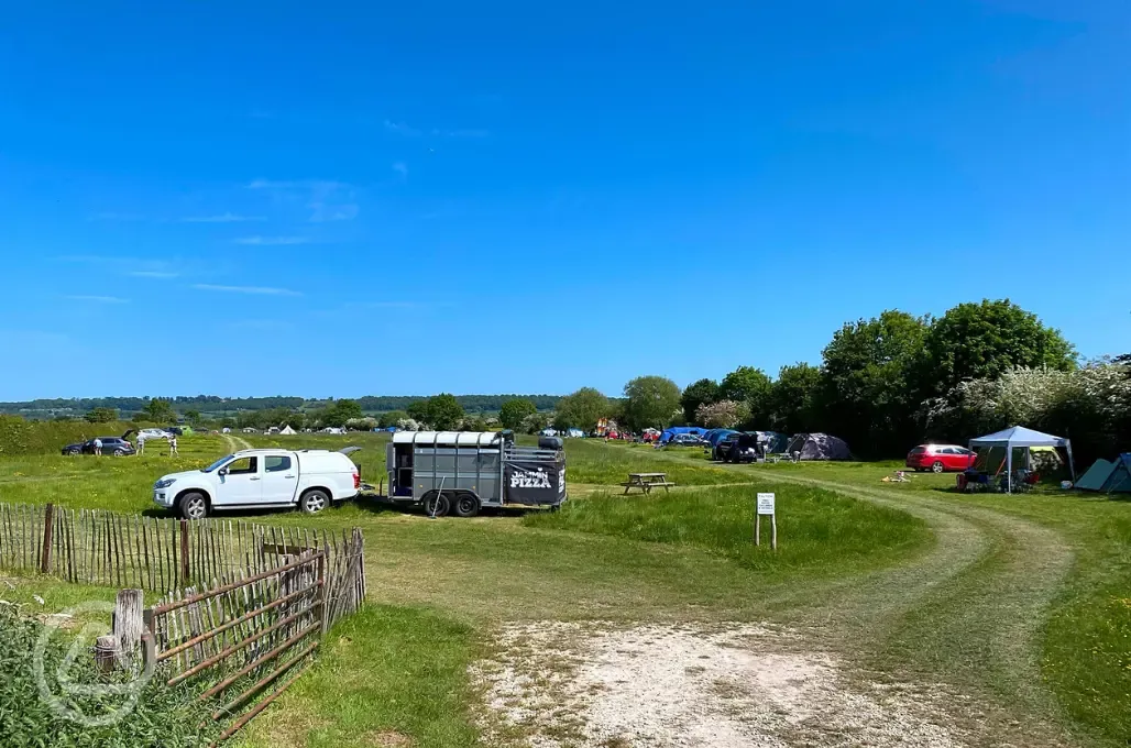 Non electric grass tent pitches 