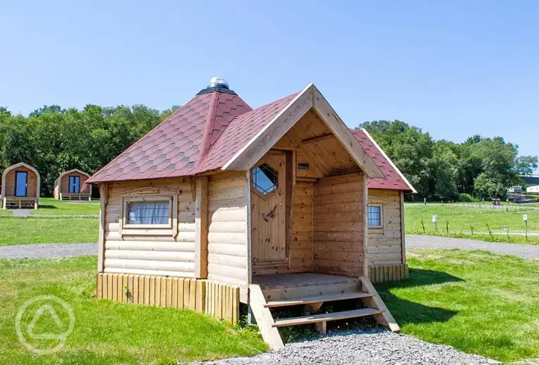 Camping cabin