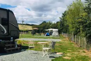 Kingfisher Meadow Camping and Caravanning Park, Hereford, Herefordshire (11.7 miles)