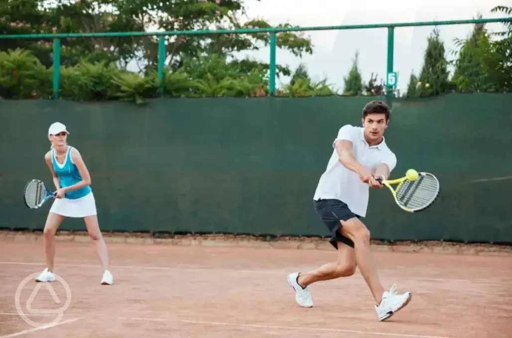 Multi-sports court 