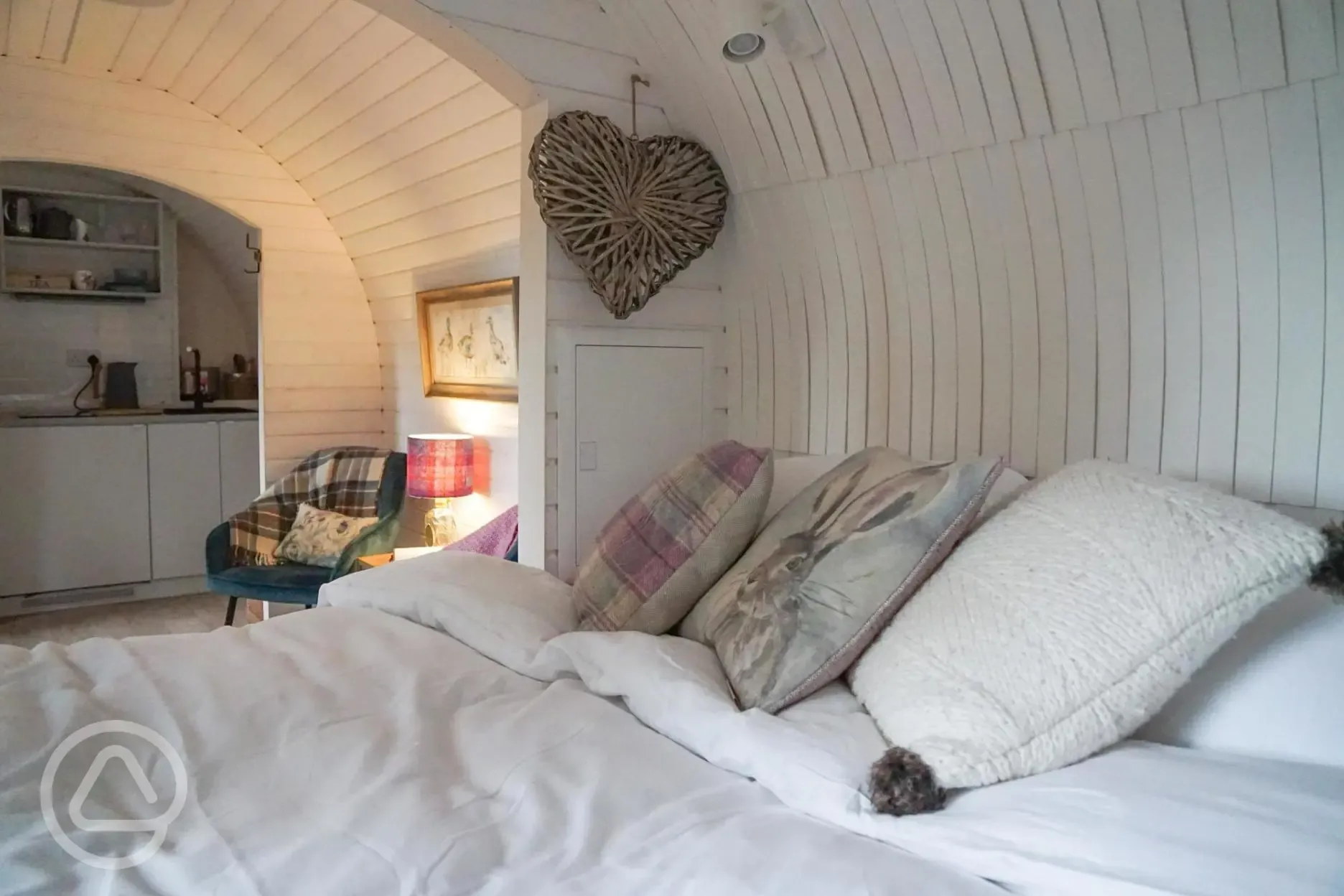 Spiers glamping cabin bed