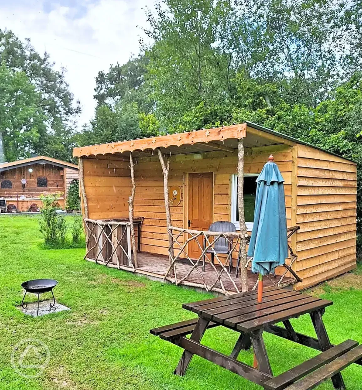 Daisy cabin