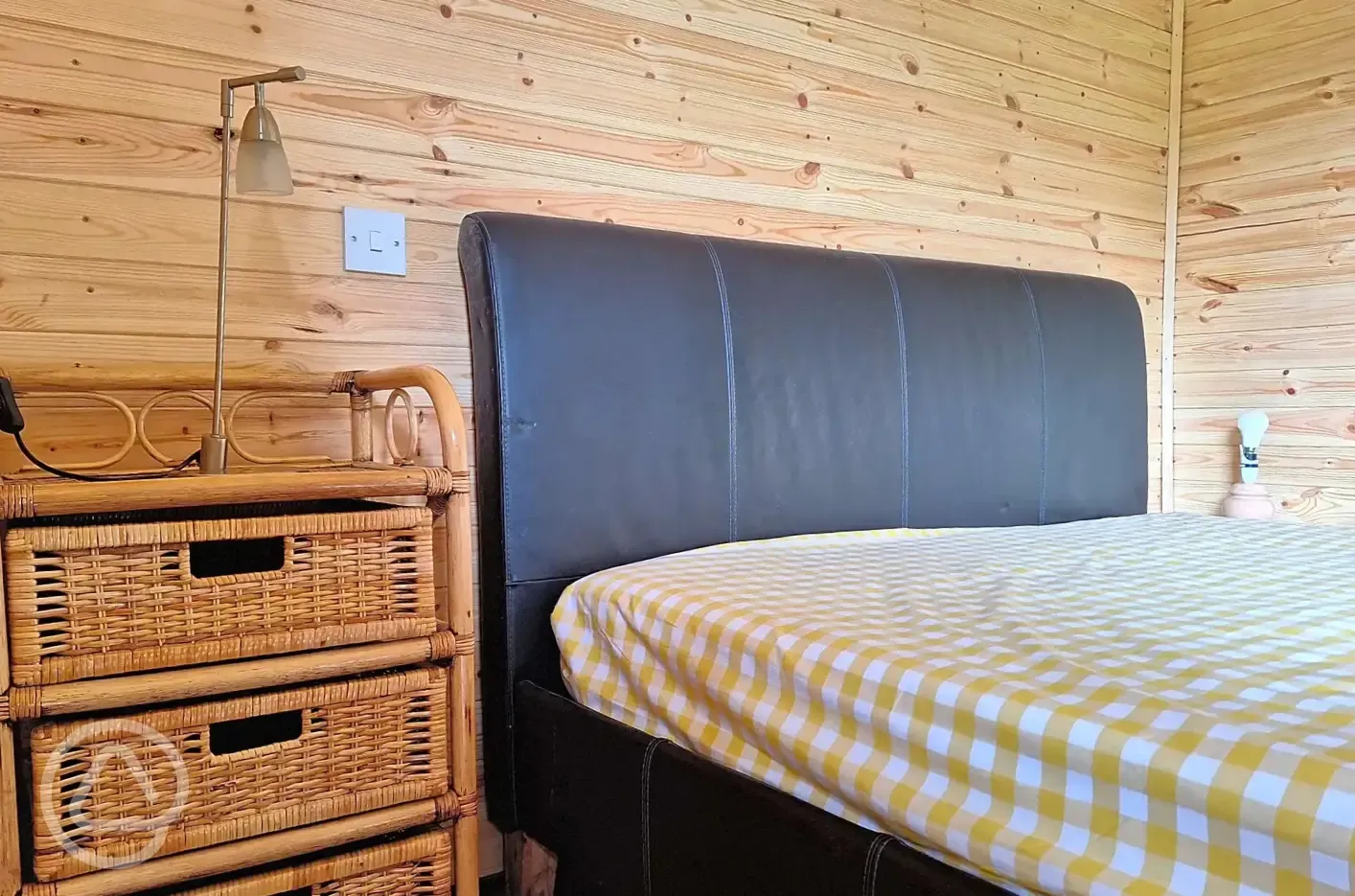 Daisy cabin double bed
