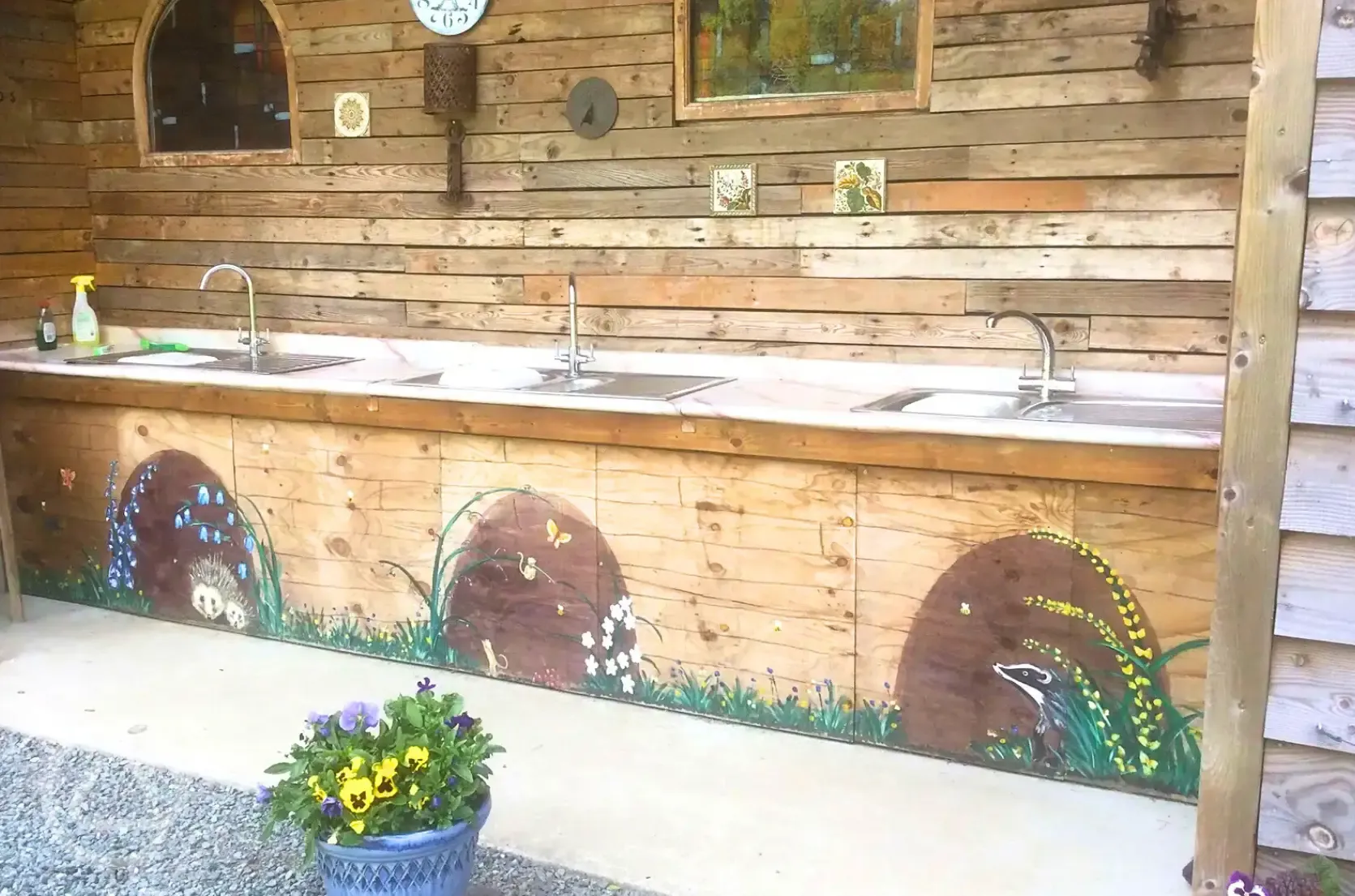 Outdoor washing up area