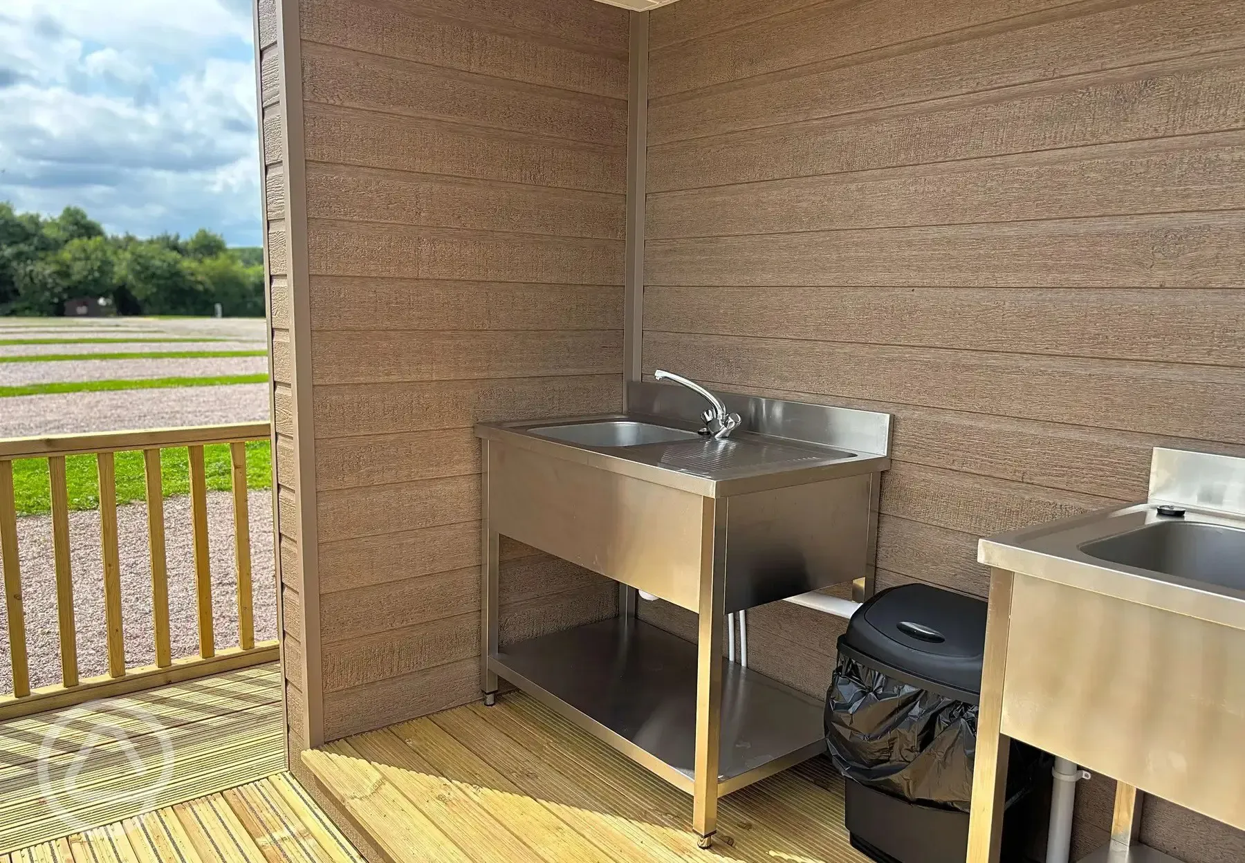 Washing up area