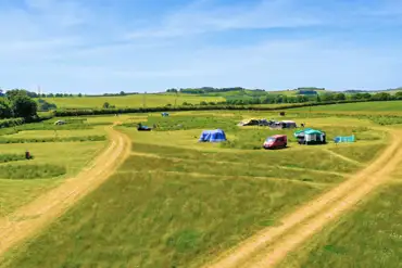 Non electric grass pitches for tents, roof tents and campervans up to 5m