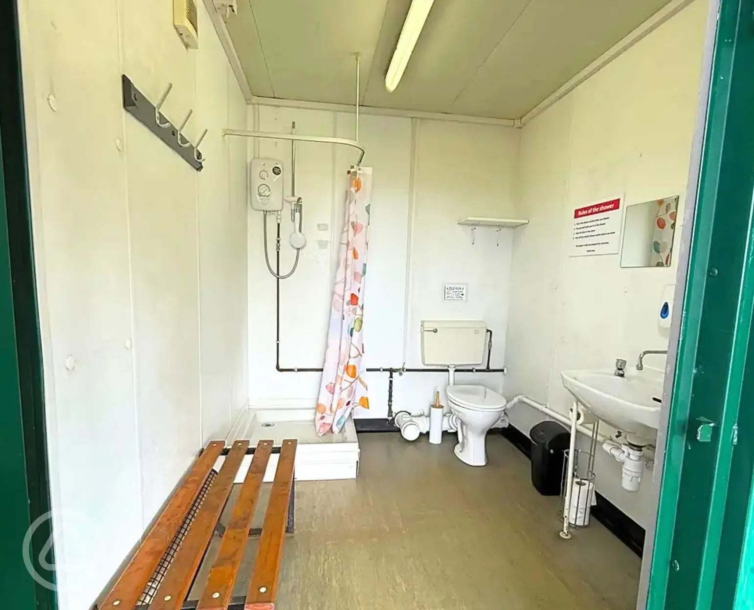 Family bathroom Family bathroom