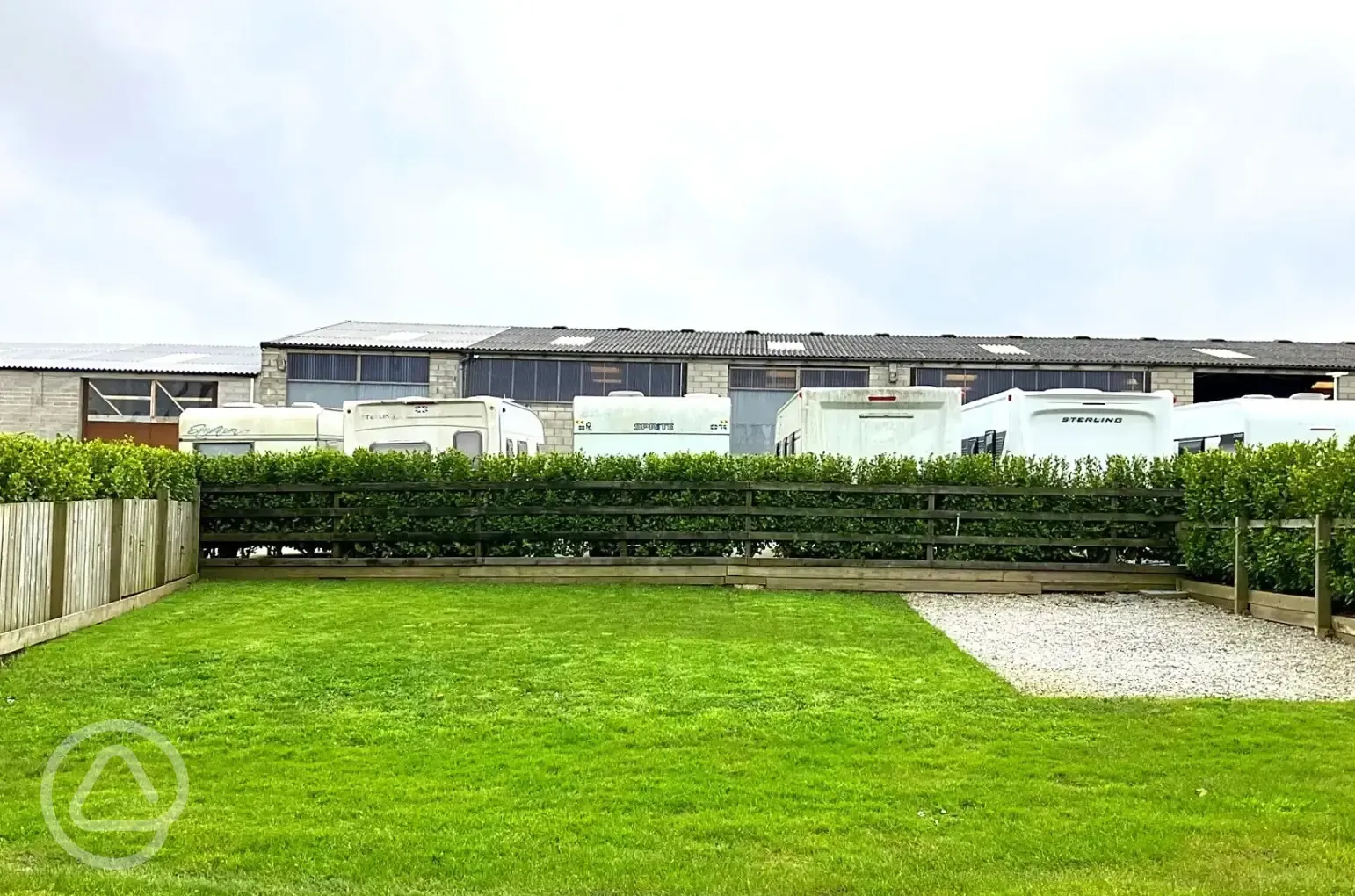 Fully serviced grass and gravel pitches