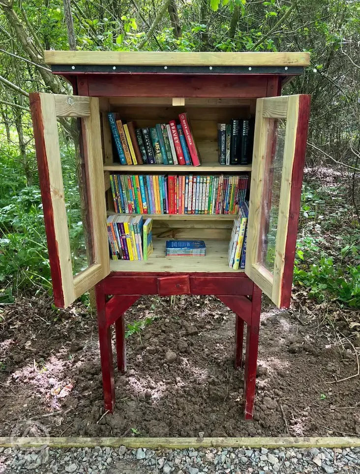 Woodland library