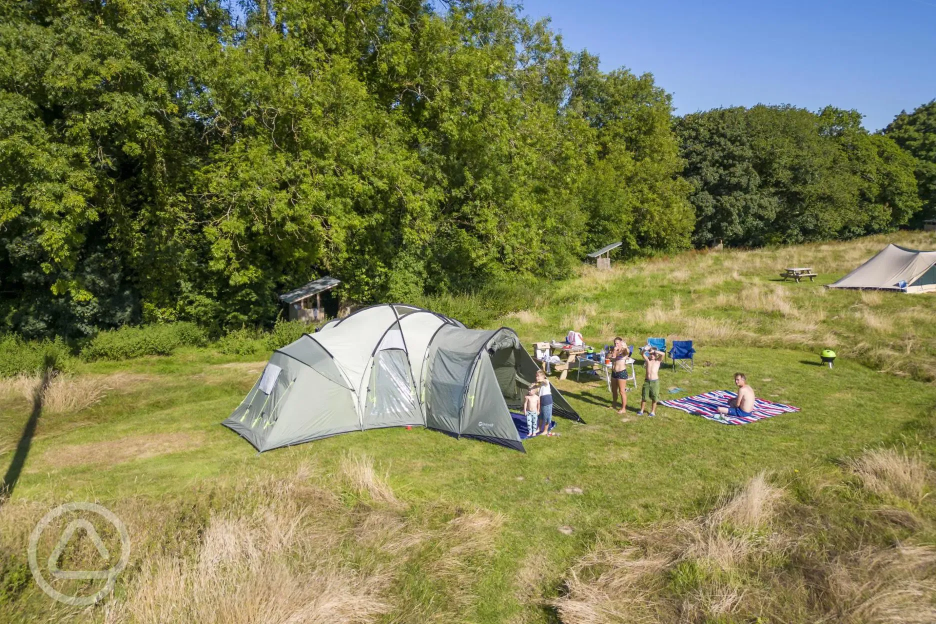 Non electric grass tent pitch