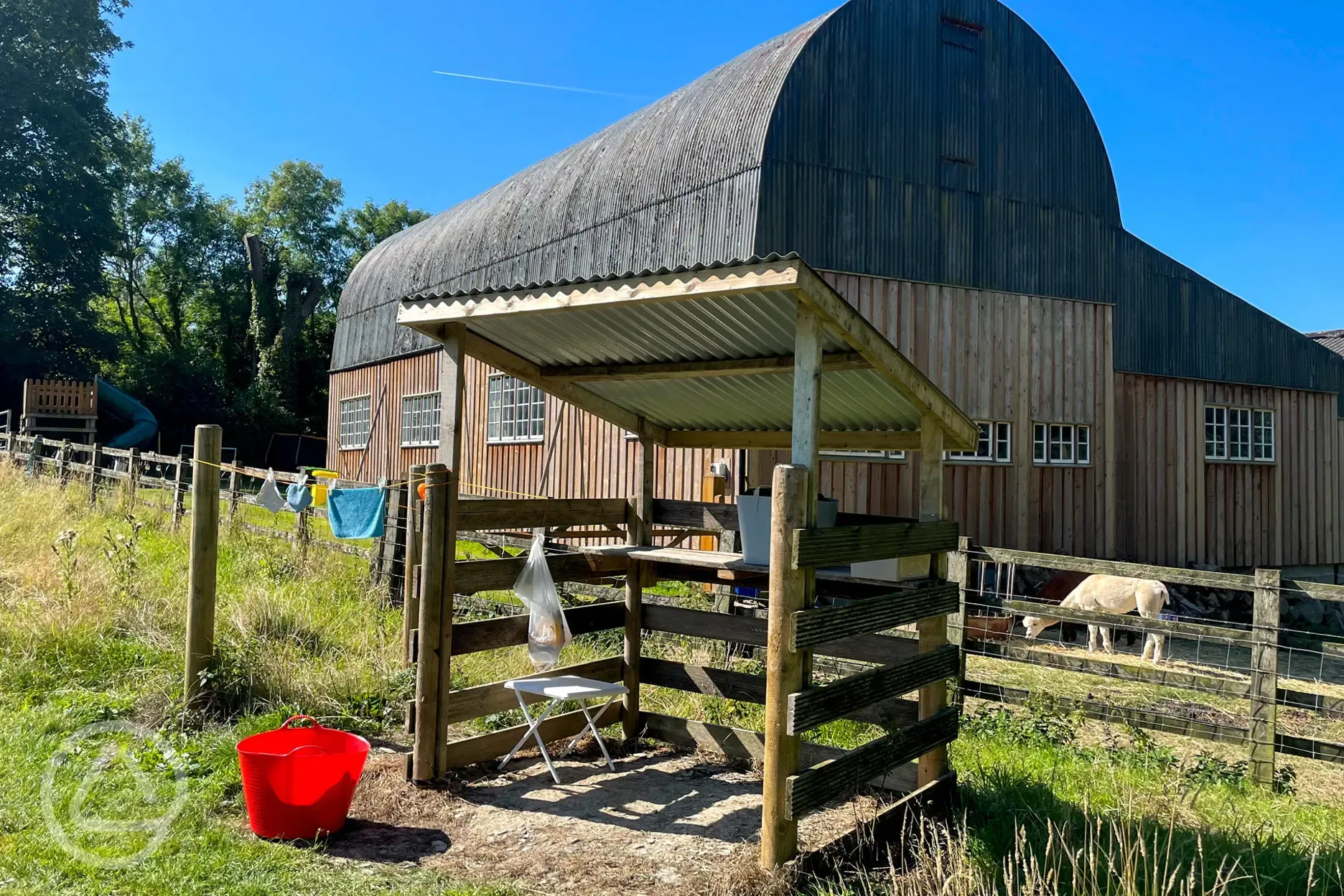 Outdoor kitchen