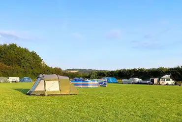 Non electric grass tent pitches
