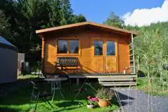 Ty Crwn Bach Idris yurt kitchen