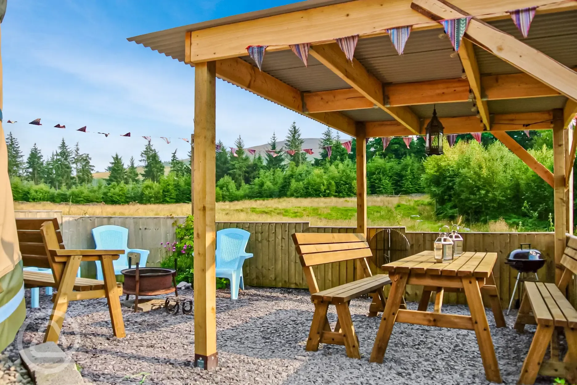 Ty Crwn Mawr yurt outdoor area