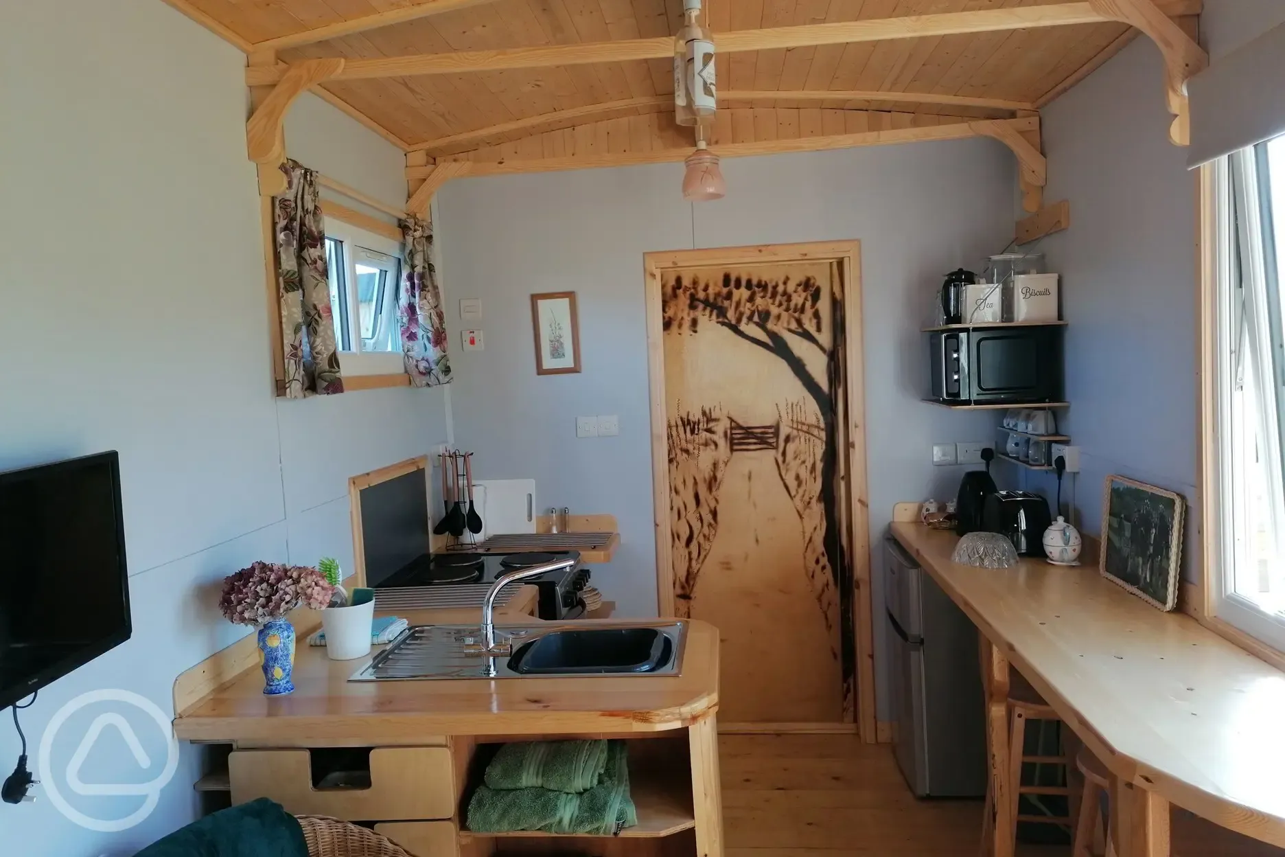 Skylark shepherd's hut interior