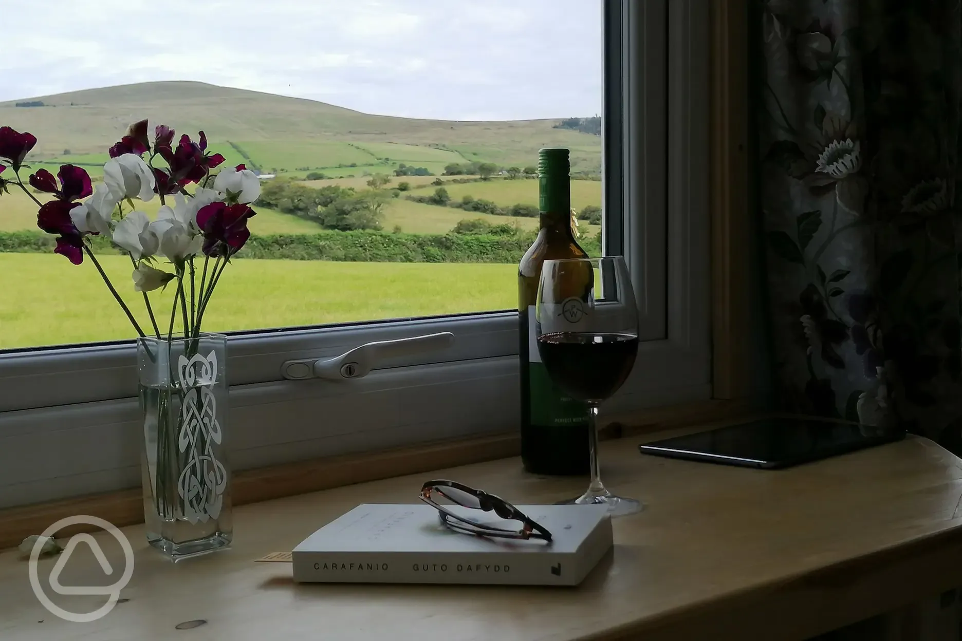 Skylark shepherd's hut interior