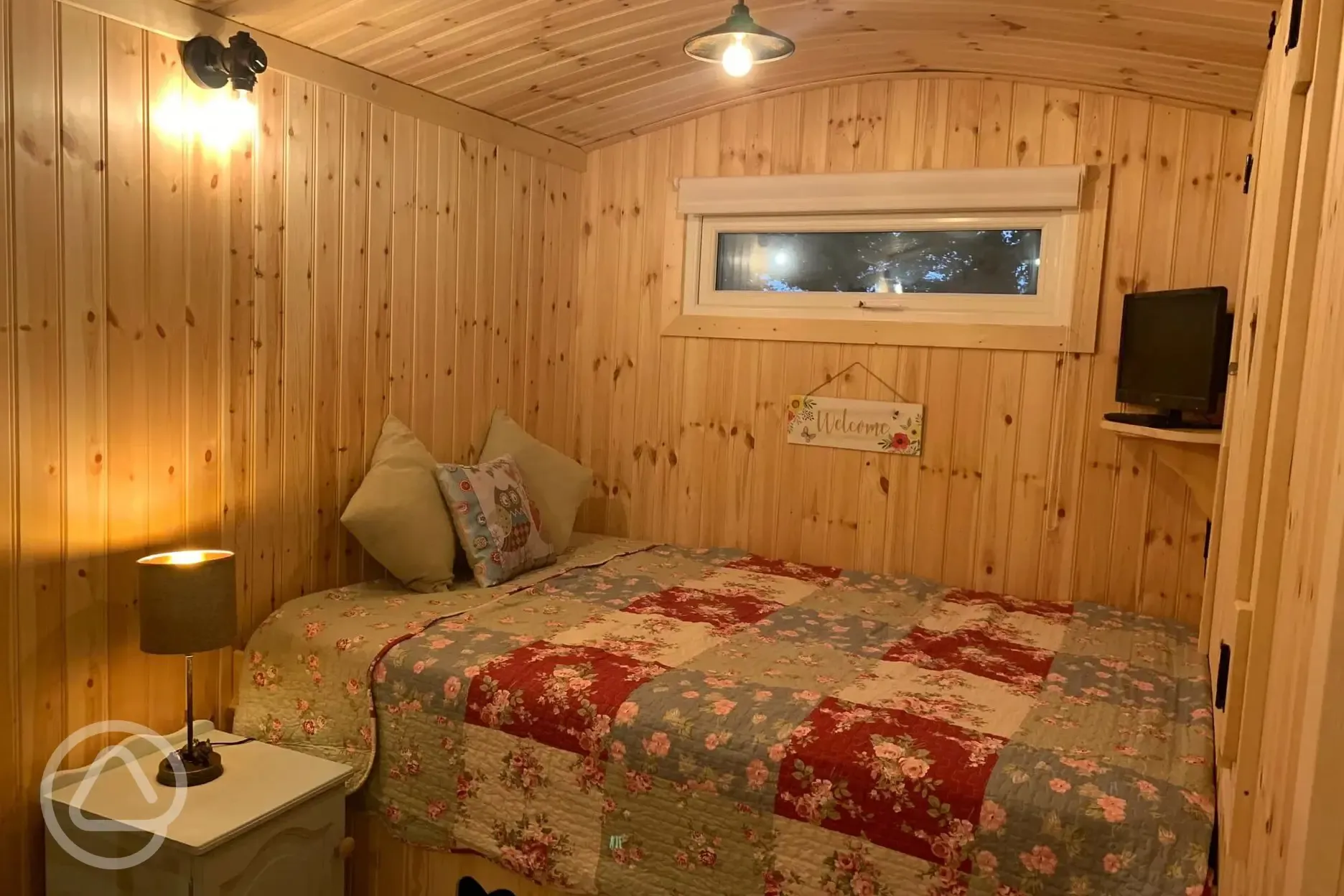 Shepherd's hut double bed