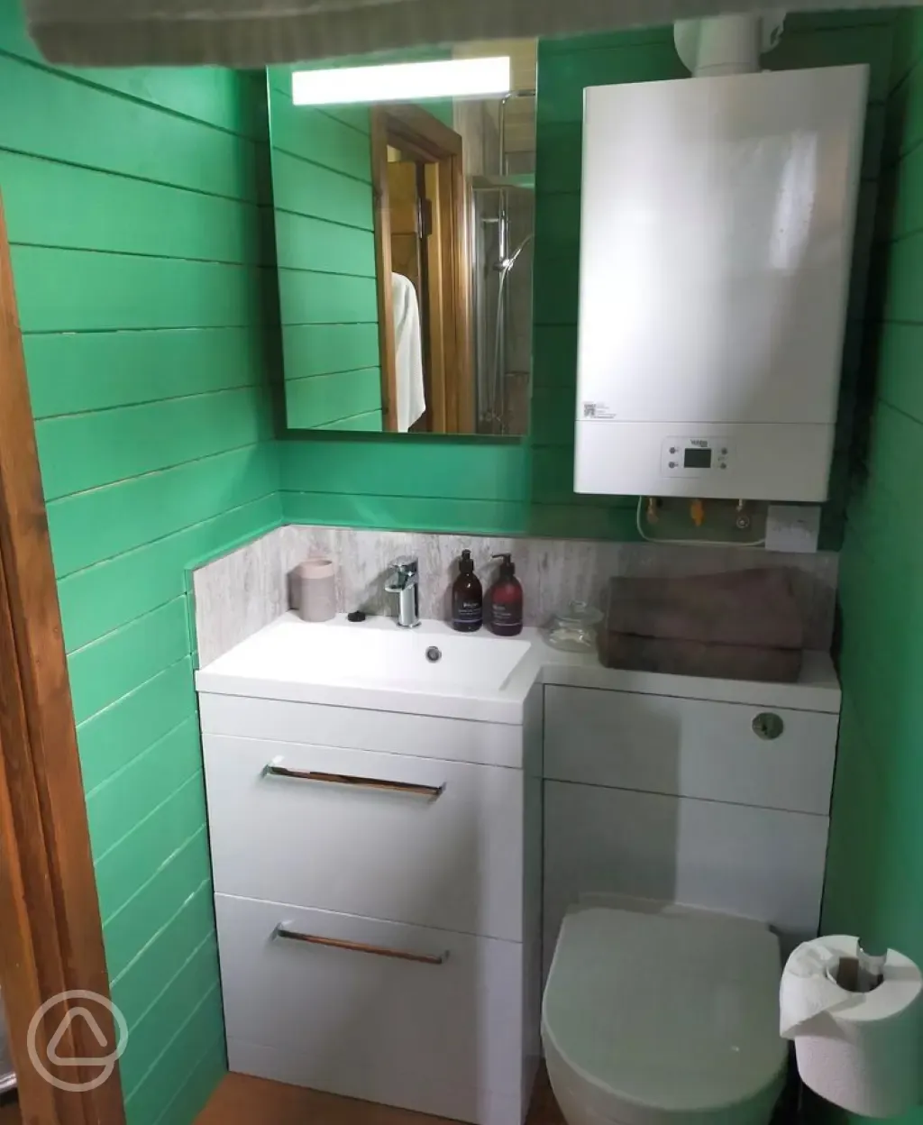 The Fisherman's hut bathroom