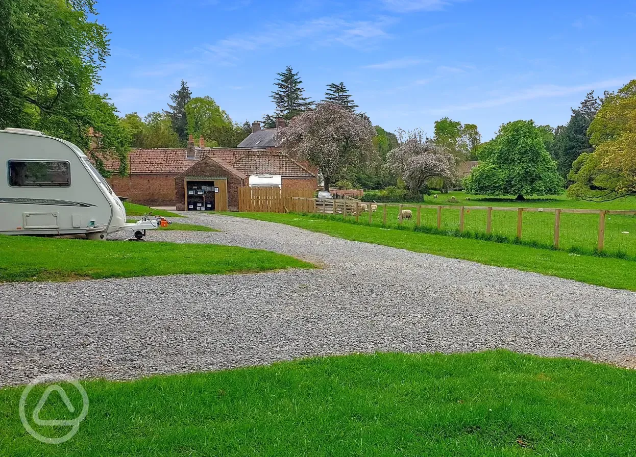 Gravel touring pitches